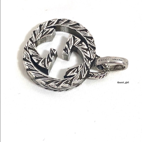 New Gucci Interlocking GG Silver Pendant Authentic - Picture 6 of 9